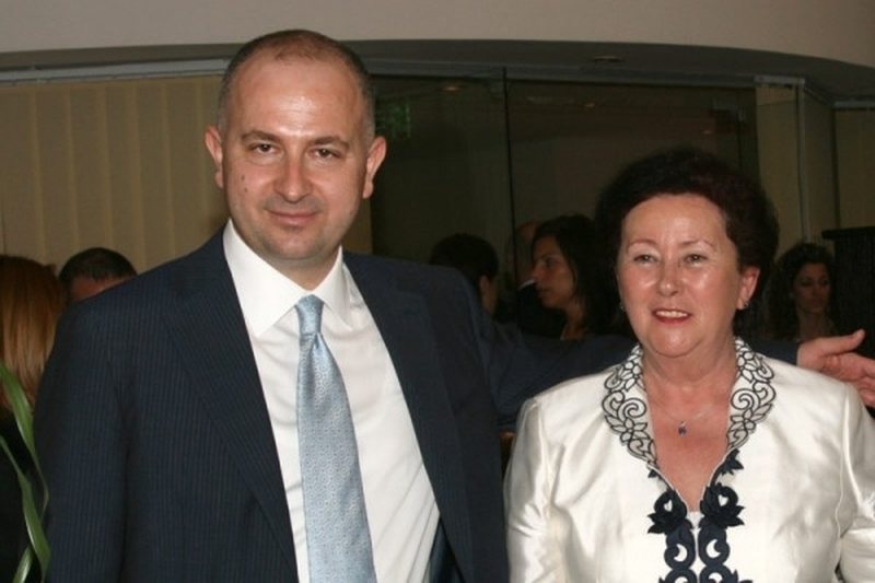 Hetimet për fonadacionin e Liri Berishës, avokati: Vetëm në një mbrëmje mori 4 milion euro, ku shkuan këto para? Hetimet për fonadacionin e Liri Berishës, avokati: Vetëm në një mbrëmje mori 4 milion euro, ku shkuan këto para?