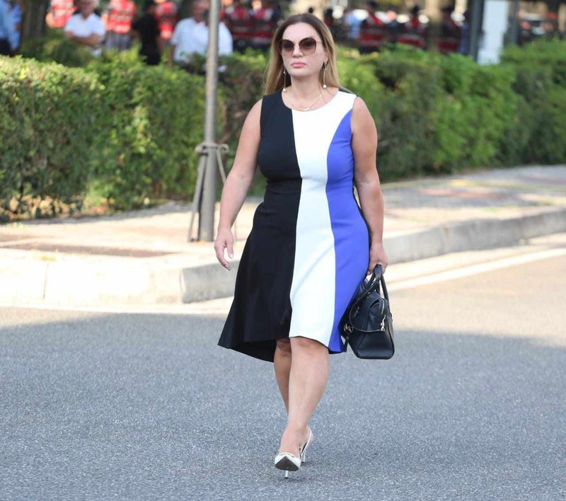 Në PD iu pret Albana… Në PD iu pret Albana…