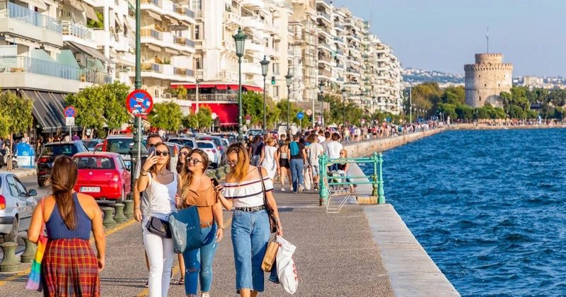 115 vite burg për 3 vëllezërit shqiptarë që grabisnin këmbësorët në Selanik 115 vite burg për 3 vëllezërit shqiptarë që grabisnin këmbësorët në Selanik