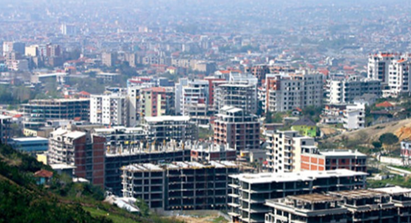 Qeveria zbulon skemën e ndërtuesve: I mbajnë stok qëllimisht që të rrisin çmimet Qeveria zbulon skemën e ndërtuesve: I mbajnë stok qëllimisht që të rrisin çmimet