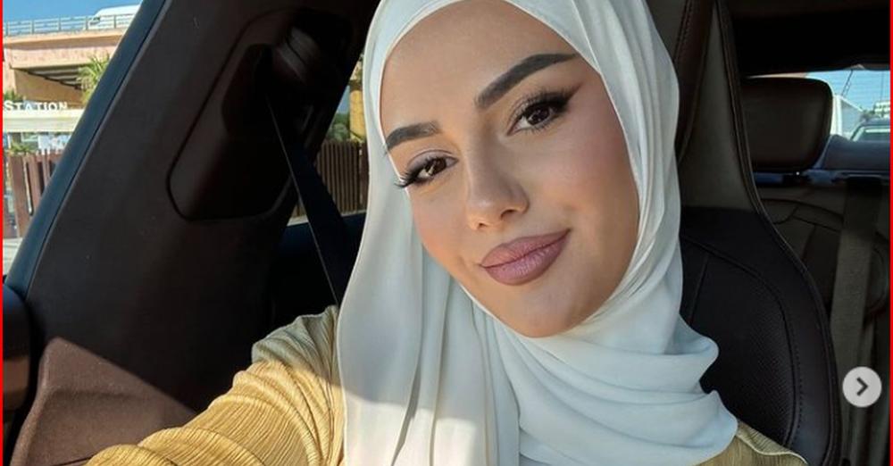 Besimtare myslimane dhe jetë luksoze ?! 19-vjeçarja shqiptare, që ka ndezur polemikat Besimtare myslimane dhe jetë luksoze ?! 19-vjeçarja shqiptare, që ka ndezur polemikat