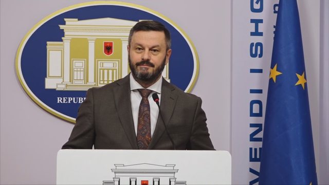 Plarent Ndreca u mor i pandehur nga SPAK, VOA: Një tjetër deputet socialist nën akuzë Plarent Ndreca u mor i pandehur nga SPAK, VOA: Një tjetër deputet socialist nën akuzë