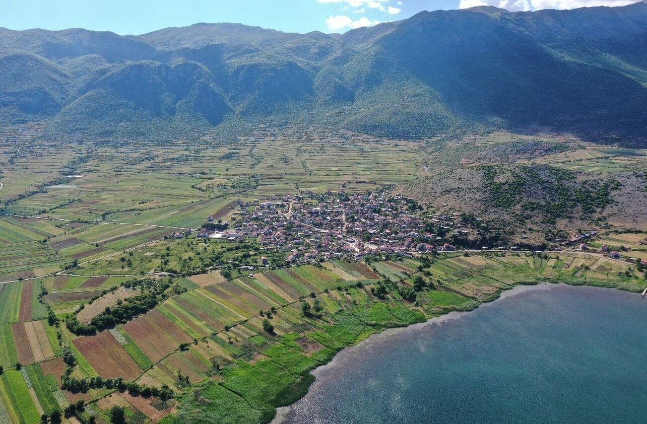 Deputetja bullgare: Pusteci është minoritet bullgar, jo maqedonas Deputetja bullgare: Pusteci është minoritet bullgar, jo maqedonas