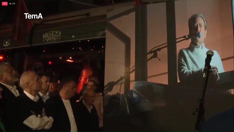 VIDEO/ Berisha dhe Meta: Rivalët e djeshëm, aleatët e sotëm dhe halli i përbashkët VIDEO/ Berisha dhe Meta: Rivalët e djeshëm, aleatët e sotëm dhe halli i përbashkët