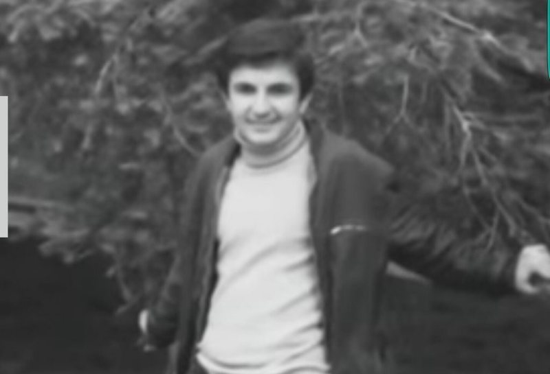 Njeriu që denoncoi Ilir Metën: E kam njohur që 16 vjeç. Në politikë hyri pa xhep fare dhe u kthye në zot të vendit Njeriu që denoncoi Ilir Metën: E kam njohur që 16 vjeç. Në politikë hyri pa xhep fare dhe u kthye në zot të vendit