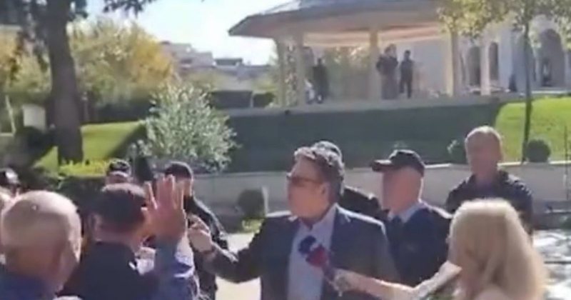 VIDEO/ Paloku tenton të përdori minatorët si “bashkëvuajtës” por e përzënë si lebroz: Largohu, hajdut VIDEO/ Paloku tenton të përdori minatorët si “bashkëvuajtës” por e përzënë si lebroz: Largohu, hajdut
