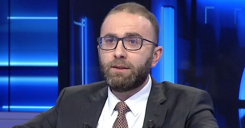 Ku janë shoqatat paçavure të mbrojtjes së gruas që hanë për çdo gjë?! Qëlloi me këmbën e karriges Spiropalin, Bardhi nuk tërhiqet: Kur një grua të fut duart në fyt, unë nuk i duroj dot…gratë Ku janë shoqatat paçavure të mbrojtjes së gruas që hanë për çdo gjë?! Qëlloi me këmbën e karriges Spiropalin, Bardhi nuk tërhiqet: Kur një grua të fut duart në fyt, unë nuk i duroj dot…gratë