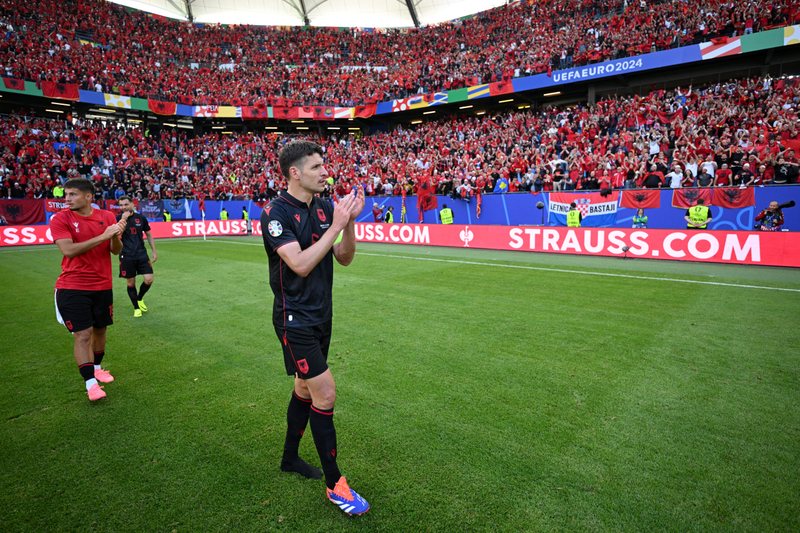 Gjimshiti rrezikon grumbullimin me Kombëtaren, Atalanta e lë jashtë listës Gjimshiti rrezikon grumbullimin me Kombëtaren, Atalanta e lë jashtë listës