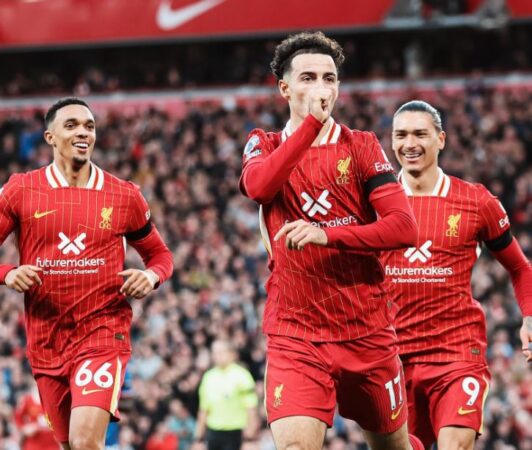 VIDEO/ Liverpool komandon Premier League, sukses me peshë ndaj Chelseat VIDEO/ Liverpool komandon Premier League, sukses me peshë ndaj Chelseat