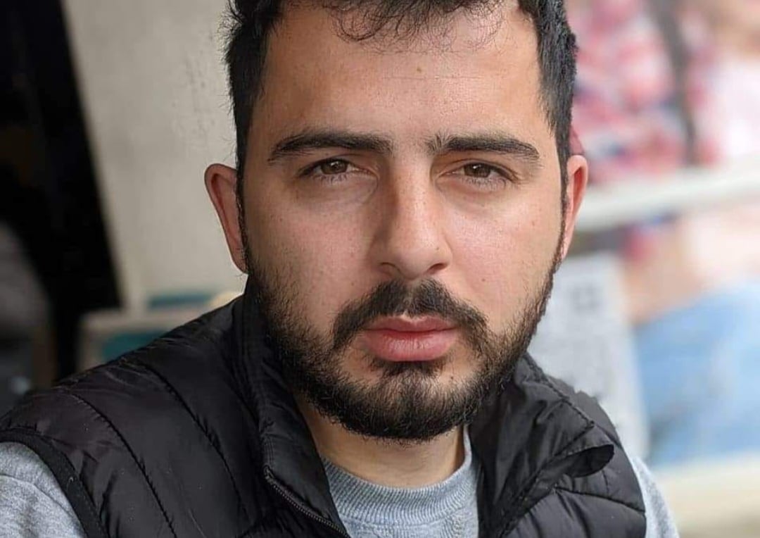 Ky është Paulin Doda që dogji makinat në Kamëz, person i rrezikshëm, rrëfeu në polici se kishte planifikuar vrasjen e një shtetasi Ky është Paulin Doda që dogji makinat në Kamëz, person i rrezikshëm, rrëfeu në polici se kishte planifikuar vrasjen e një shtetasi