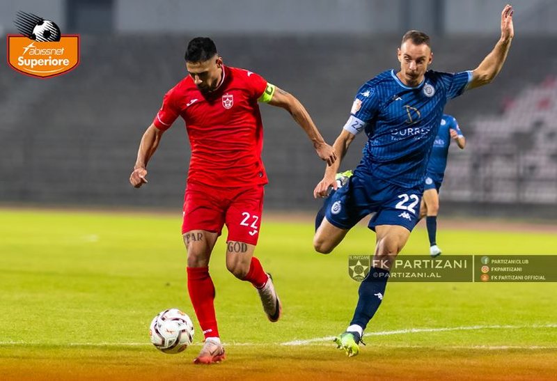 Partizani mund Dinamon në derbi, të kuqtë kryesojnë Superioren. Teuta dhe Skëndërbeu mbyllet në barazim Partizani mund Dinamon në derbi, të kuqtë kryesojnë Superioren. Teuta dhe Skëndërbeu mbyllet në barazim