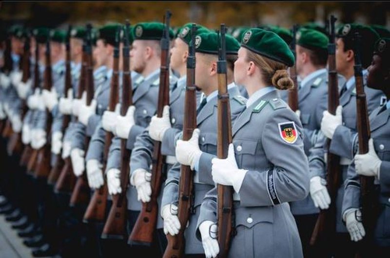 Gjermania do të kthejë shërbimin e detyruar ushtarak Gjermania do të kthejë shërbimin e detyruar ushtarak