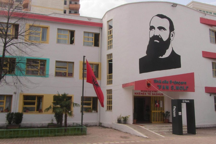 FOTO/ 14-vjeçari që u vra në shkollë, futbollist i Dinamos, reagon klubi: Jemi të tronditur! FOTO/ 14-vjeçari që u vra në shkollë, futbollist i Dinamos, reagon klubi: Jemi të tronditur!