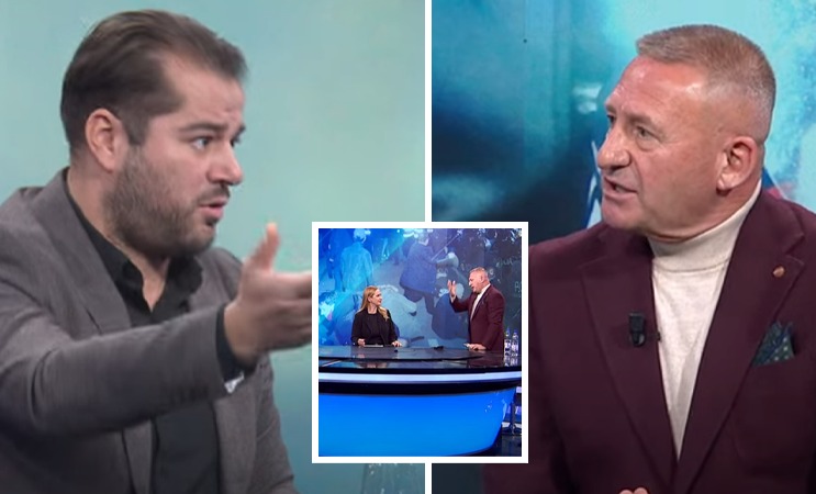 Gazetari Anri Bala e kap mat! Nard largohet nga emisioni sepse askush nuk dëgjon po*dhët e tij! Do dëgjojmë p*rdhët e këtyre, muhabet kot…ika Gazetari Anri Bala e kap mat! Nard largohet nga emisioni sepse askush nuk dëgjon po*dhët e tij! Do dëgjojmë p*rdhët e këtyre, muhabet kot…ika