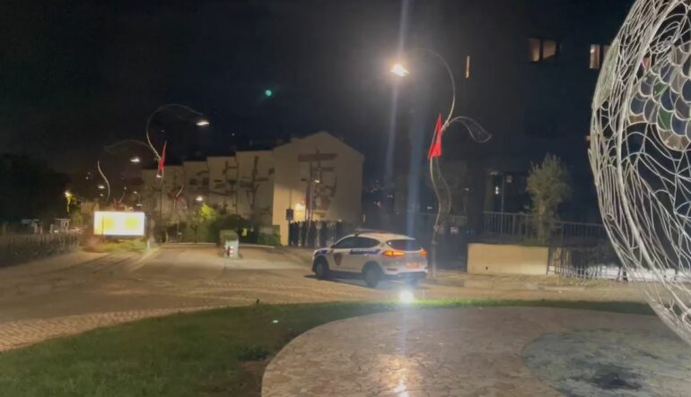 Detaje nga operacioni antidrogë te Kodra e Diellit 2: Ndalohen disa persona! Në aksion dhe organe ligjzbatuese të huaja Detaje nga operacioni antidrogë te Kodra e Diellit 2: Ndalohen disa persona! Në aksion dhe organe ligjzbatuese të huaja