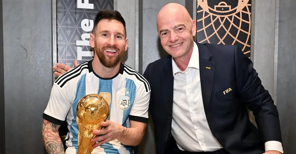 “Messi? Botërorin s’e fituam falë tij”, legjenda argjentinase: Ja kujt duhet t’i puthim b***** “Messi? Botërorin s’e fituam falë tij”, legjenda argjentinase: Ja kujt duhet t’i puthim b*****