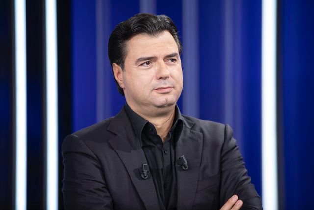 “PD nuk është klubi Partizani”, Basha: Është një kauzë që shkon përtej çdo individi dhe duhet të vazhdojë t’i shërbejë Shqipërisë “PD nuk është klubi Partizani”, Basha: Është një kauzë që shkon përtej çdo individi dhe duhet të vazhdojë t’i shërbejë Shqipërisë