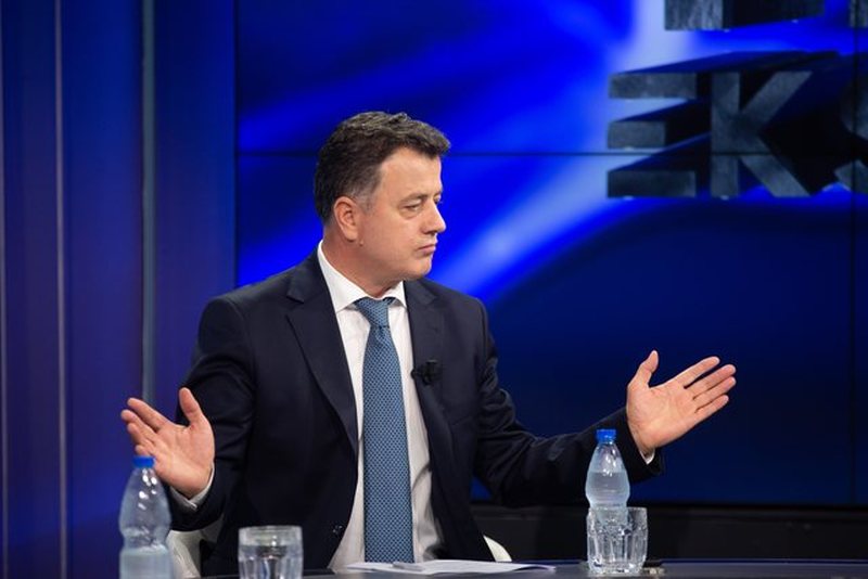 Pse Flamur Noka po betohet se “nuk merret peng”? Pse Flamur Noka po betohet se “nuk merret peng”?