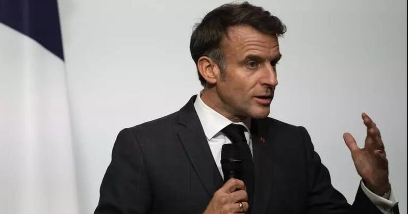 “Nuk do jap dorëheqjen”! Macron i drejtohet kombit: Do emëroj një kryeministër të ri “Nuk do jap dorëheqjen”! Macron i drejtohet kombit: Do emëroj një kryeministër të ri