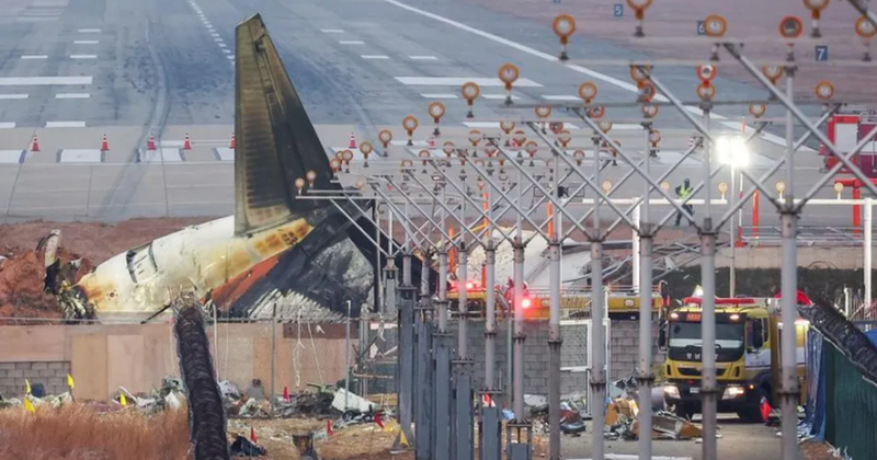 Pse kishte një mur “të pazakontë” pranë pistës në aeroportin e rrëzimit të avionit të Koresë së Jugut? Pse kishte një mur “të pazakontë” pranë pistës në aeroportin e rrëzimit të avionit të Koresë së Jugut?