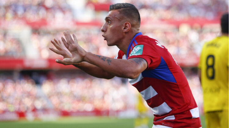 Uzuni fenomenal në Spanjë, realizon dy gola dhe vendoset në krye të golashënuesve Uzuni fenomenal në Spanjë, realizon dy gola dhe vendoset në krye të golashënuesve