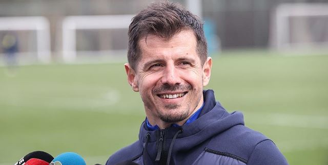 Kritika ndaj Federatës, legjenda e përfaqësueses së Turqisë kundër sulmit ndaj Manajt Kritika ndaj Federatës, legjenda e përfaqësueses së Turqisë kundër sulmit ndaj Manajt