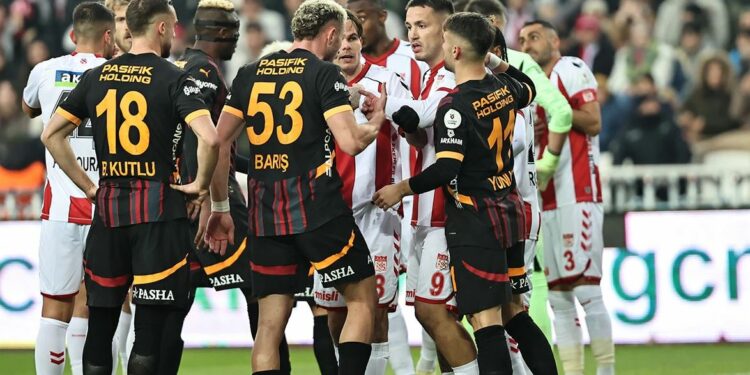 Situata e Manajt për incidentin me Gallatasarajn, Federata Turke merr vendim për sulmuesin shqiptar Situata e Manajt për incidentin me Gallatasarajn, Federata Turke merr vendim për sulmuesin shqiptar