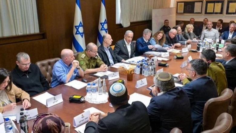 Lufta në Gaza/ Qeveria izraelite miraton armëpushimin, nesër shkëmbimi i parë i pengjeve! Netanjahu: Nëse faza II dështon, lufta rifillon! Kemi OK nga SHBA Lufta në Gaza/ Qeveria izraelite miraton armëpushimin, nesër shkëmbimi i parë i pengjeve! Netanjahu: Nëse faza II dështon, lufta rifillon! Kemi OK nga SHBA