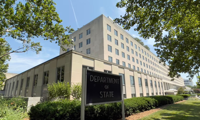 “Nga sot ka vetëm dy gjini”! DASH mbyll faqen ku përzgjidhej gjinia ‘X’ në pasaportë “Nga sot ka vetëm dy gjini”! DASH mbyll faqen ku përzgjidhej gjinia ‘X’ në pasaportë