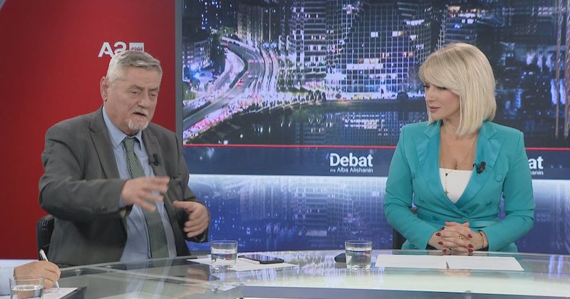 Dash Shehi: Kur t’ia sekuestrojnë vilat dhe llogaritë bankare politikanëve, atëherë ka filluar lufta e vërtetë e SPAK Dash Shehi: Kur t’ia sekuestrojnë vilat dhe llogaritë bankare politikanëve, atëherë ka filluar lufta e vërtetë e SPAK