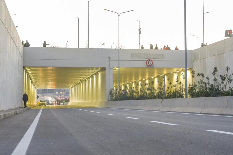 Reportazhi: Mrekulli, e ke emrin Unaza e Madhe e Tiranës! Reportazhi: Mrekulli, e ke emrin Unaza e Madhe e Tiranës!