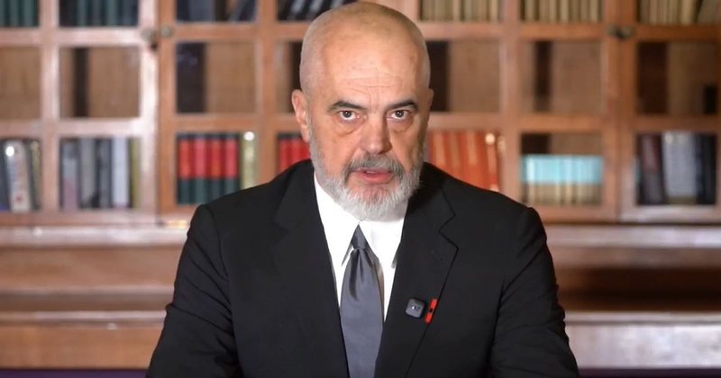 Rama lajmëron krijimin e Bankës Shqiptare të Zhvillimit: Linjë të re financimi për ndërmarrjet e vogla e të mesme Rama lajmëron krijimin e Bankës Shqiptare të Zhvillimit: Linjë të re financimi për ndërmarrjet e vogla e të mesme