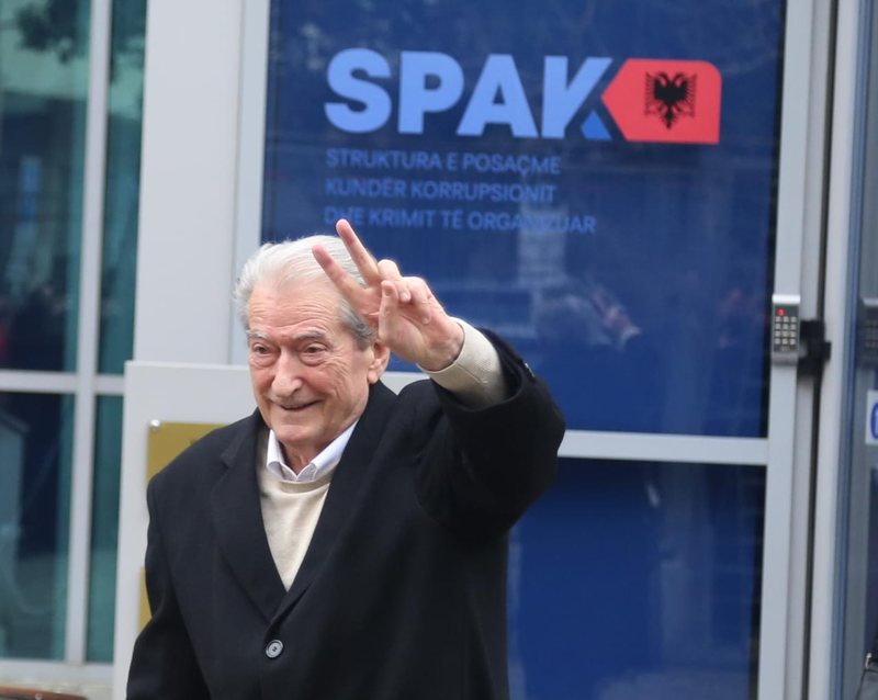 Berisha të hënën në SPAK, Flamur Noka nis mbledhjen e njerëzve për protestë: Që në mëngjes të jeni aty Berisha të hënën në SPAK, Flamur Noka nis mbledhjen e njerëzve për protestë: Që në mëngjes të jeni aty