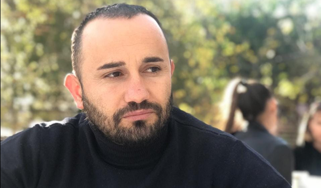 Hetimet ndaj Veliajt, Adriatik Doçi: Prokurori Ols Dado ka konflikt interesin me kryebashkiakun, ka marrë leje pallati! Gjyqtari Bani me hotel në Sarandë, del te ‘Toyota Yaris’ Hetimet ndaj Veliajt, Adriatik Doçi: Prokurori Ols Dado ka konflikt interesin me kryebashkiakun, ka marrë leje pallati! Gjyqtari Bani me hotel në Sarandë, del te ‘Toyota Yaris’