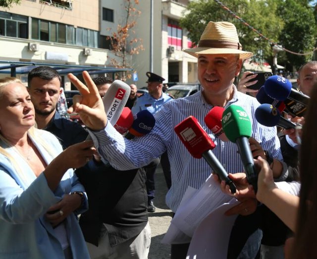 DASH i Donald Trump sakaton Berishën: Pastrimi i parave, dhëndri i tij përfitoi miliona! DASH i Donald Trump sakaton Berishën: Pastrimi i parave, dhëndri i tij përfitoi miliona!