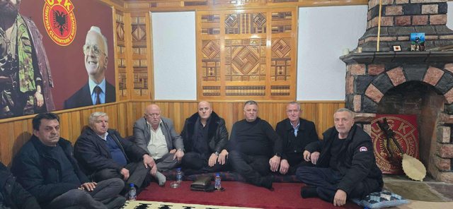 Familja Gërvalla u kërkon falje Haradinajëve për deklaratat dhe ofendimet e bëra nga ministrja, Donika Gërvalla Familja Gërvalla u kërkon falje Haradinajëve për deklaratat dhe ofendimet e bëra nga ministrja, Donika Gërvalla