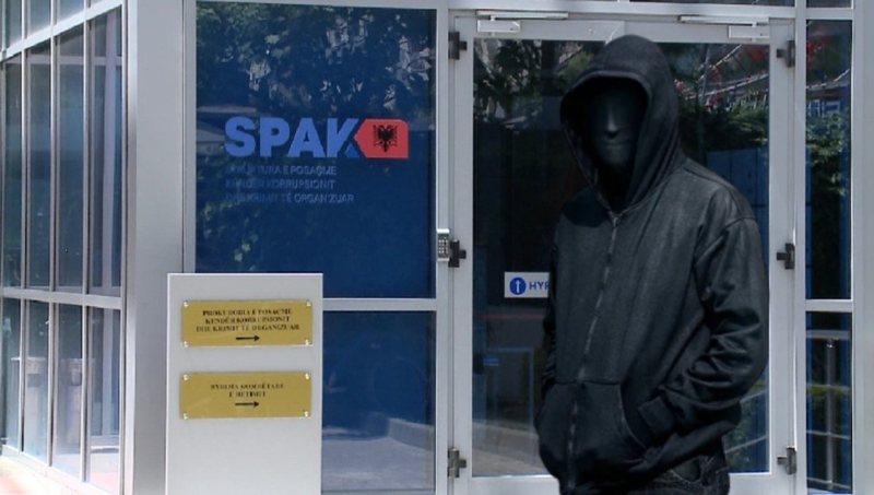 Që do të ndodhë një gjë e madhe, do të ndodhë. Eshtë llaf i sigurt! Që do të ndodhë një gjë e madhe, do të ndodhë. Eshtë llaf i sigurt!