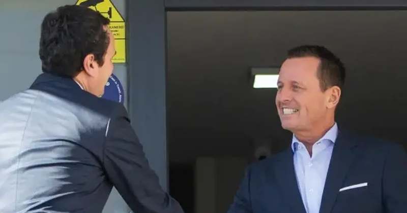 Albin Kurti i përgjigjet për herë të parë sulmit të Richard Grenell Albin Kurti i përgjigjet për herë të parë sulmit të Richard Grenell