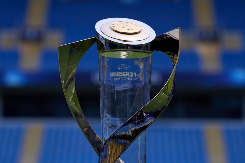 UEFA merr vendimin zyrtar: Shqipëria dhe Serbia do organizojnë Kampionatit Europian 2027 U-21 UEFA merr vendimin zyrtar: Shqipëria dhe Serbia do organizojnë Kampionatit Europian 2027 U-21