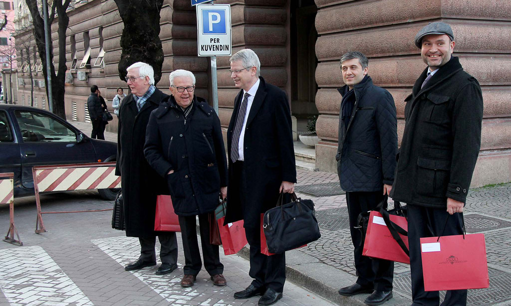 Perla humoristike nga Sali Berisha: Sa te vij në pushtet do të shkrij dhe çmontoj SPAK…me Komisionin e Venecias