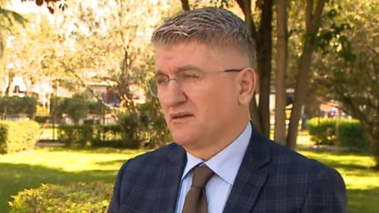 Në kujtim të ish demokratit të “ndershëm” Agron Gjekmarkaj: PD si Kabuli erdhën talebanët për ta marrë! 8 janarit mund të ishte një ditë tragjike, s’ulem kurrë në një tryezë me Berishën Në kujtim të ish demokratit të “ndershëm” Agron Gjekmarkaj: PD si Kabuli erdhën talebanët për ta marrë! 8 janarit mund të ishte një ditë tragjike, s’ulem kurrë në një tryezë me Berishën