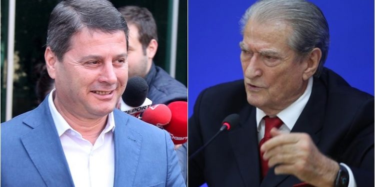 Pas kryetarit të Devollit, atij të Libohovës bie edhe një tjetër akuzë me letër anonime nga PD! GJKKO pushon çështjen për Pjerin Ndreun Pas kryetarit të Devollit, atij të Libohovës bie edhe një tjetër akuzë me letër anonime nga PD! GJKKO pushon çështjen për Pjerin Ndreun