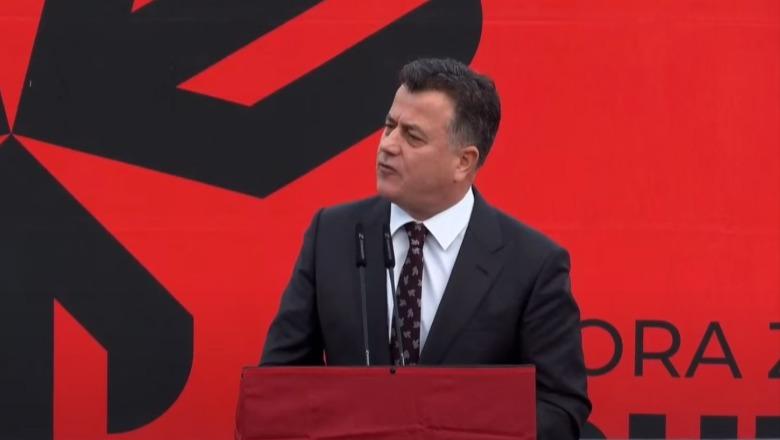 PD vijon të gënjejë shqiptarët, Noka sikur flet para çobanëve në male nga… Italia: BE shtyu pa afat negociatat (por KE përgënjeshtroi Berishën) PD vijon të gënjejë shqiptarët, Noka sikur flet para çobanëve në male nga… Italia: BE shtyu pa afat negociatat (por KE përgënjeshtroi Berishën)