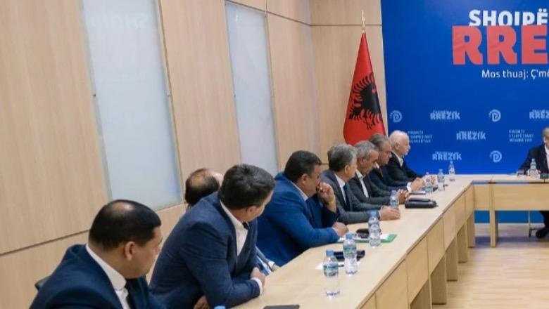 Ja kush do e bëjë “Shqipërinë Madhështore”?! Nga Meta, Mediu, Idrizi e Dule tek Selami Jenisheri e Kujtim Gjuzi, këta janë 25 aleatët e Berishës për koalicioni…Marrin 8 mandate të sigurta