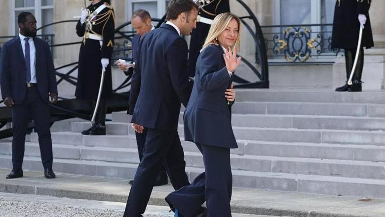 Samiti i BE-së “Koalicioni i vullnetit”/ Macron: Bashkohuni për t’u mbrojtur nga Rusia, Meloni e prerë: Italia nuk do të marrë pjesë me forcë ushtarake në Kiev Samiti i BE-së “Koalicioni i vullnetit”/ Macron: Bashkohuni për t’u mbrojtur nga Rusia, Meloni e prerë: Italia nuk do të marrë pjesë me forcë ushtarake në Kiev