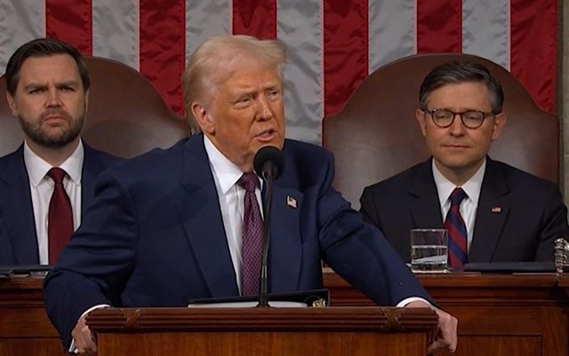 Plani për paqe në Ukrainë/ Trump lexon letrën para Kongresit amerikan: Zelensky është gati të ulet në tryezën e negociatave