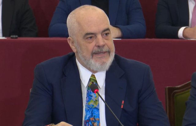 “Anëtarësimi në BE, çështje ekzistenciale për popullin shqiptar”, Rama: Nuk ka kapacitete jashtë PS që mund të flasin me botën “Anëtarësimi në BE, çështje ekzistenciale për popullin shqiptar”, Rama: Nuk ka kapacitete jashtë PS që mund të flasin me botën