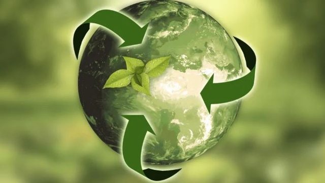 Nga varfëri në luks, lulëzimi i ekonomisë qarkulluese të Europës Qendrore dhe Lindore Nga varfëri në luks, lulëzimi i ekonomisë qarkulluese të Europës Qendrore dhe Lindore