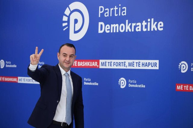 Hilja e PD: Kandidatët e saj regjistrohen nën siglën e partive aleate për të siguruar fondet parlamentare, pa pasur deputetë në parlament