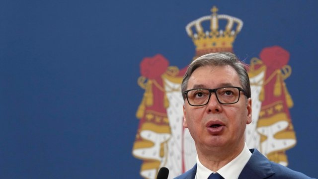 Deklarata e përbashkët me Kosovën për mbrojtjen, Vuçiç: Shqipëria dhe Kroacia kanë hapur garë armësh! E kuptuam mesazhin e tyre, por do t’i pengojmë